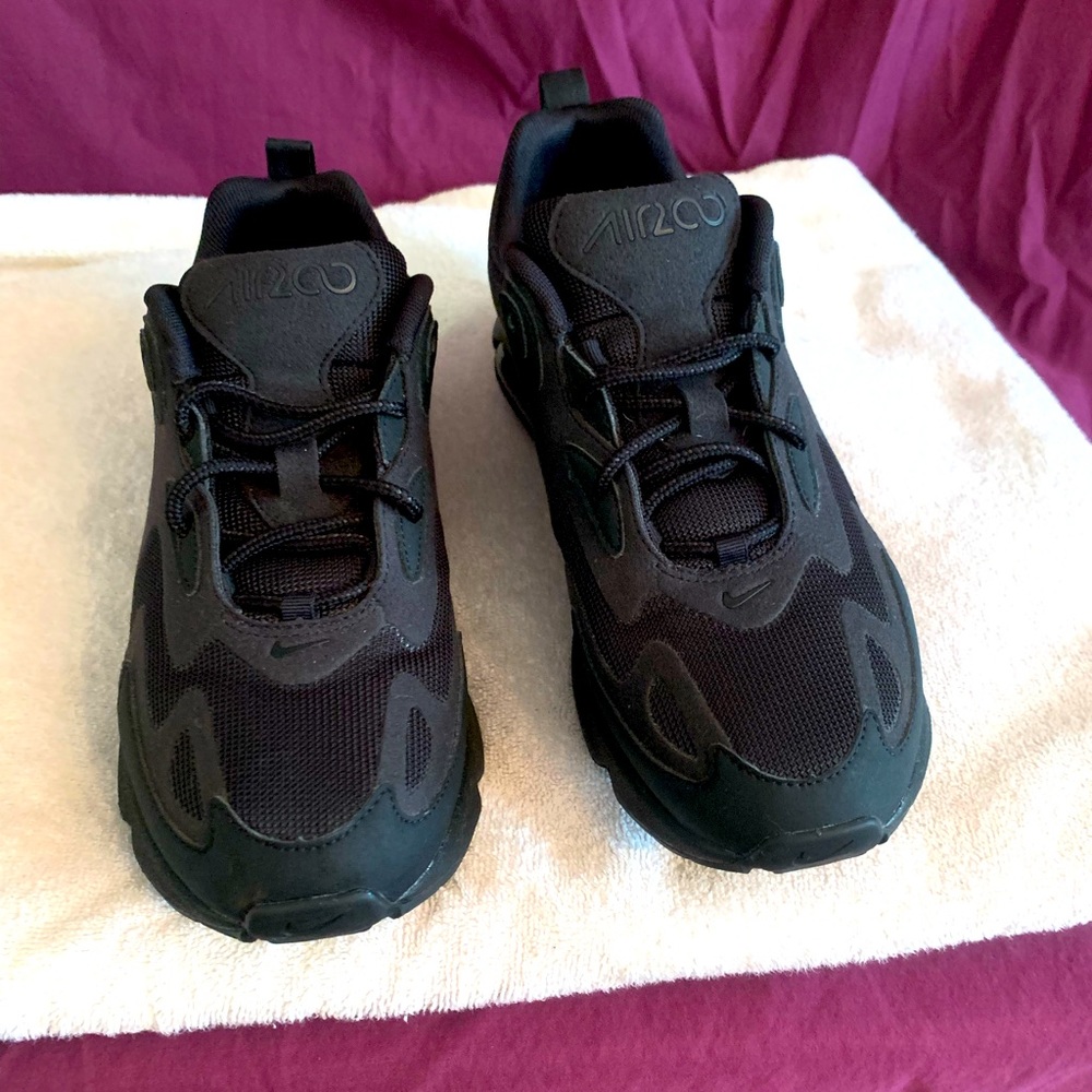 NIKE AirMax 200 Brand New AQ2568 003